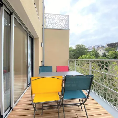 Neuf Avec Balcon, Proche Du Port De - Fr-1-368-392 Apartment *